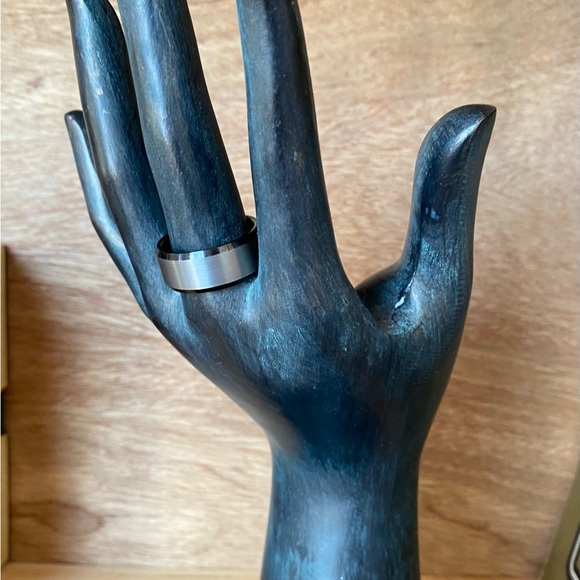 CHARMING Jewelers Tungsten Carbide Beveled Edge Band/Ring  SIZE 12 - Picture 4 of 9